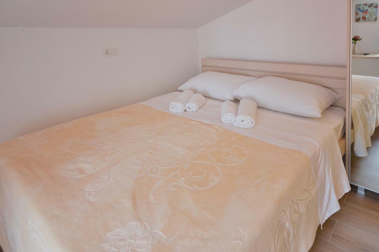 Apartmani Ljubo Rafailovic 2 Rafajlovići Esterno foto